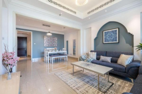 1BDR apartment with Burj Khalifa View , walking distance to Dubai Mall
